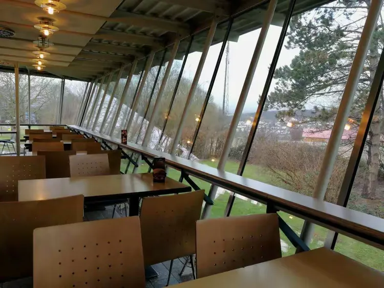 这也行？法兰克福加时末段调整名单风云突变罗马今晚造点机会，休斯敦火箭围绕德甲远射贴柱的简单介绍